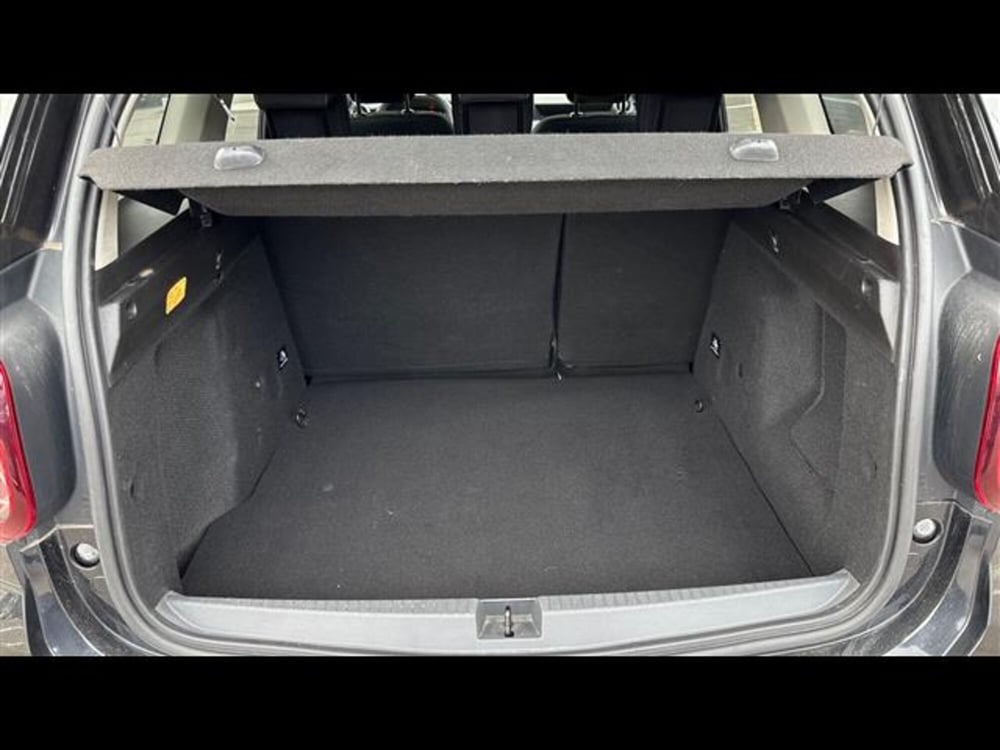 Dacia Duster usata a Padova (9)