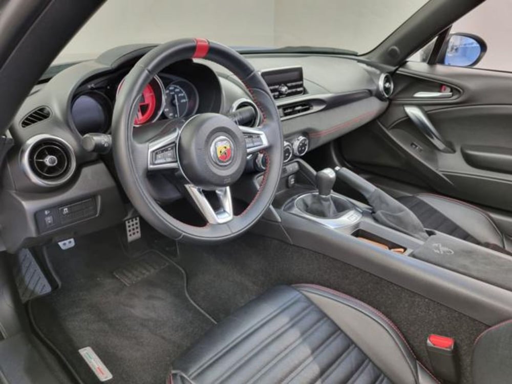 Abarth 124 Spider usata a Como (16)