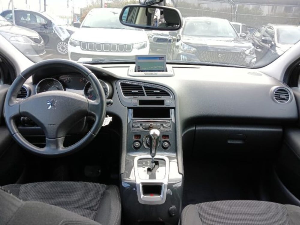 Peugeot 5008 usata a Brescia (11)