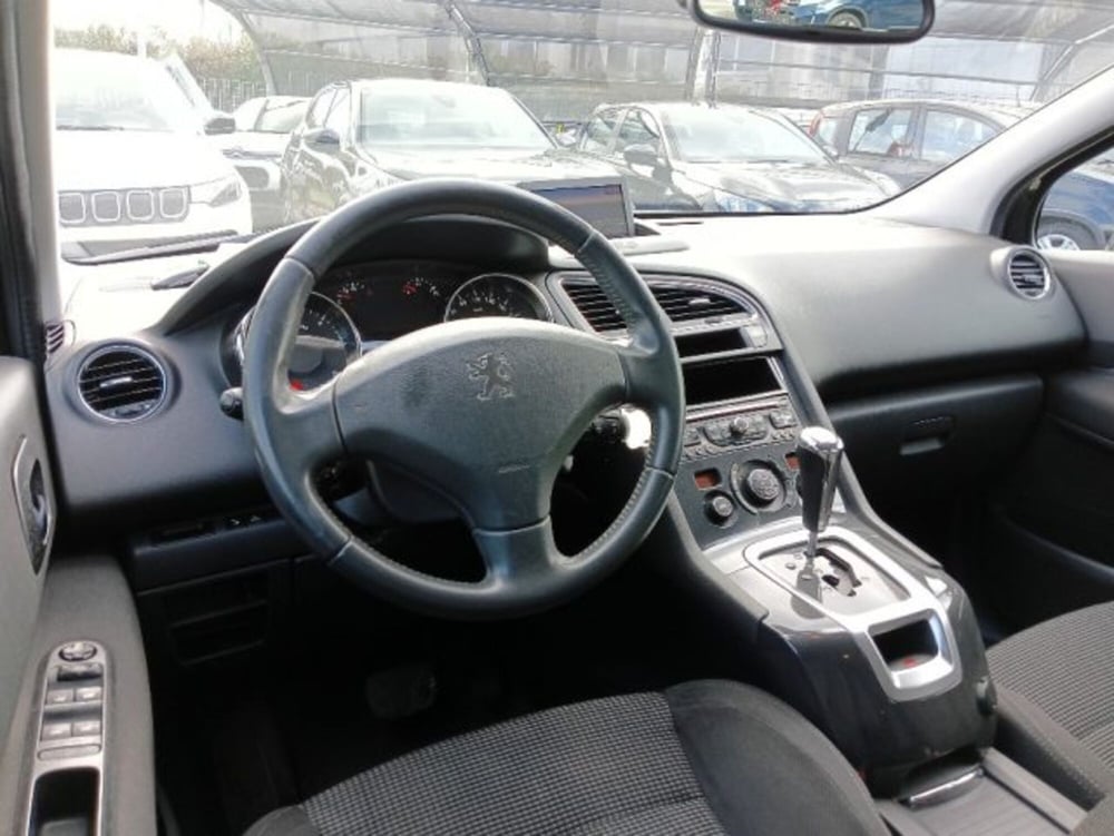 Peugeot 5008 usata a Brescia (6)