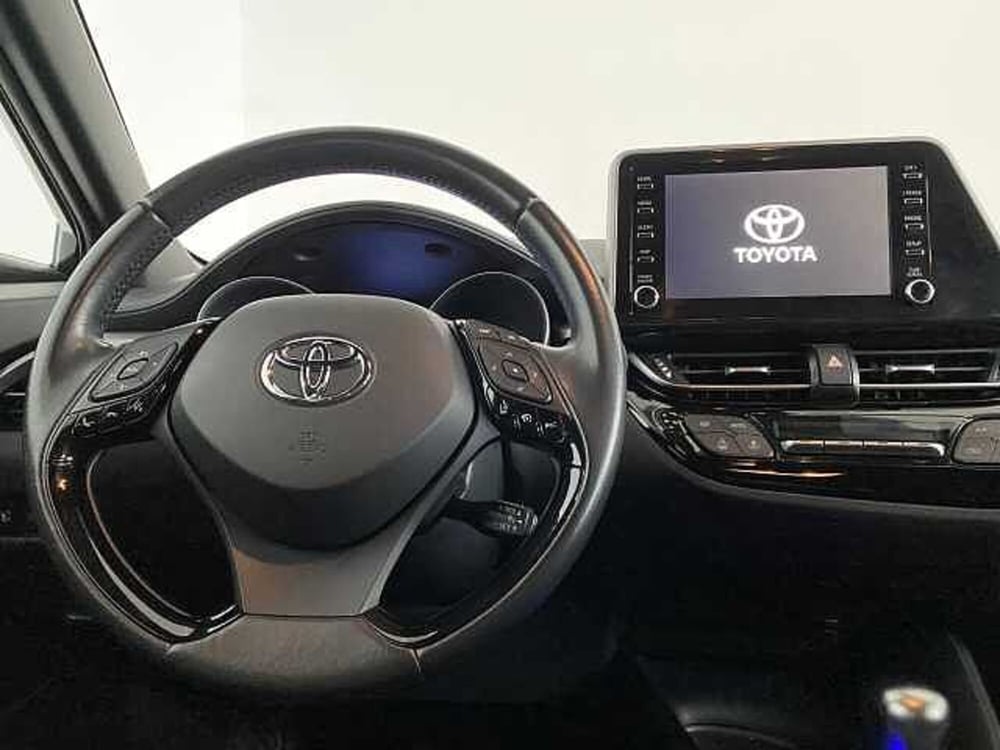 Toyota Toyota C-HR usata a Barletta-Andria-Trani (9)