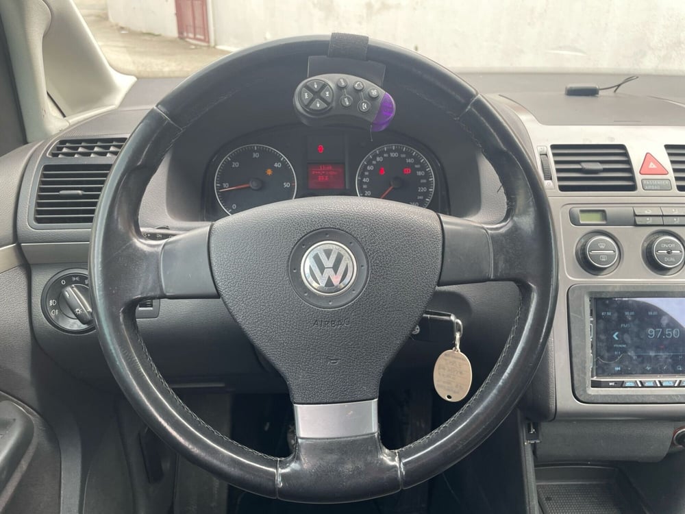 Volkswagen Touran usata a Messina (18)