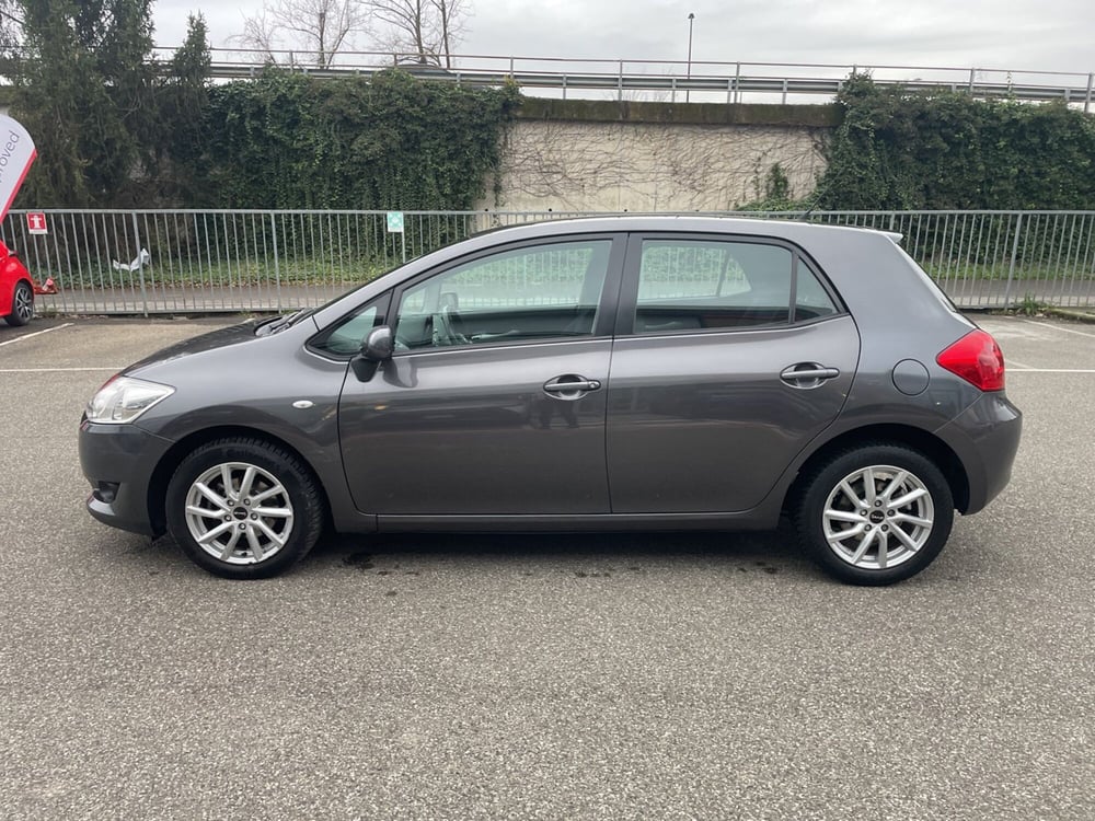 Toyota Auris usata a Piacenza (3)