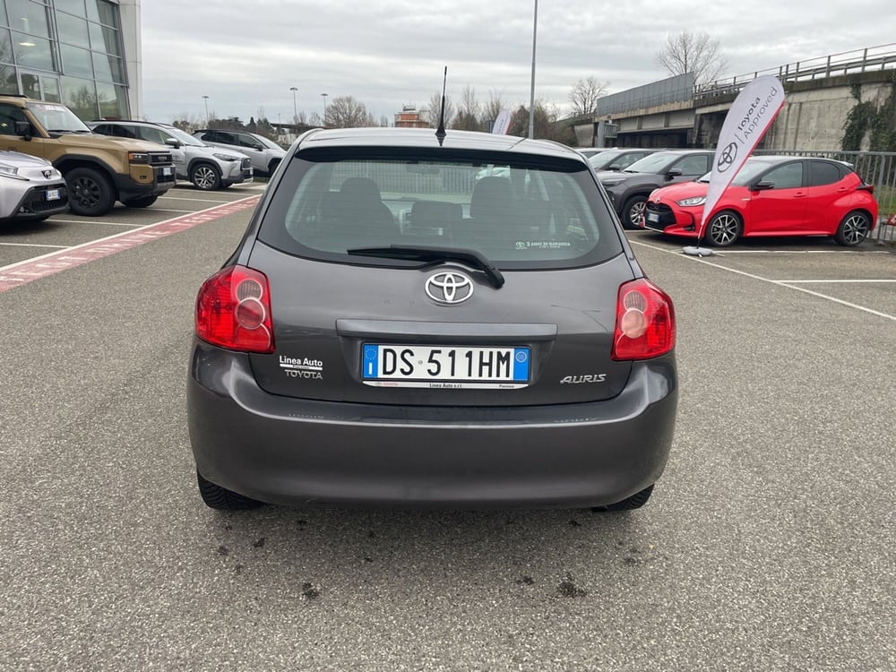 Toyota Auris usata a Piacenza (5)