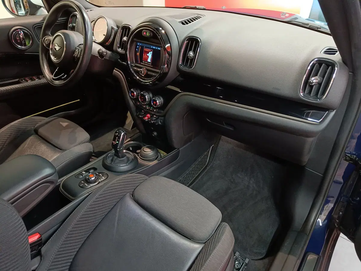 MINI Mini Countryman usata a Pistoia (18)