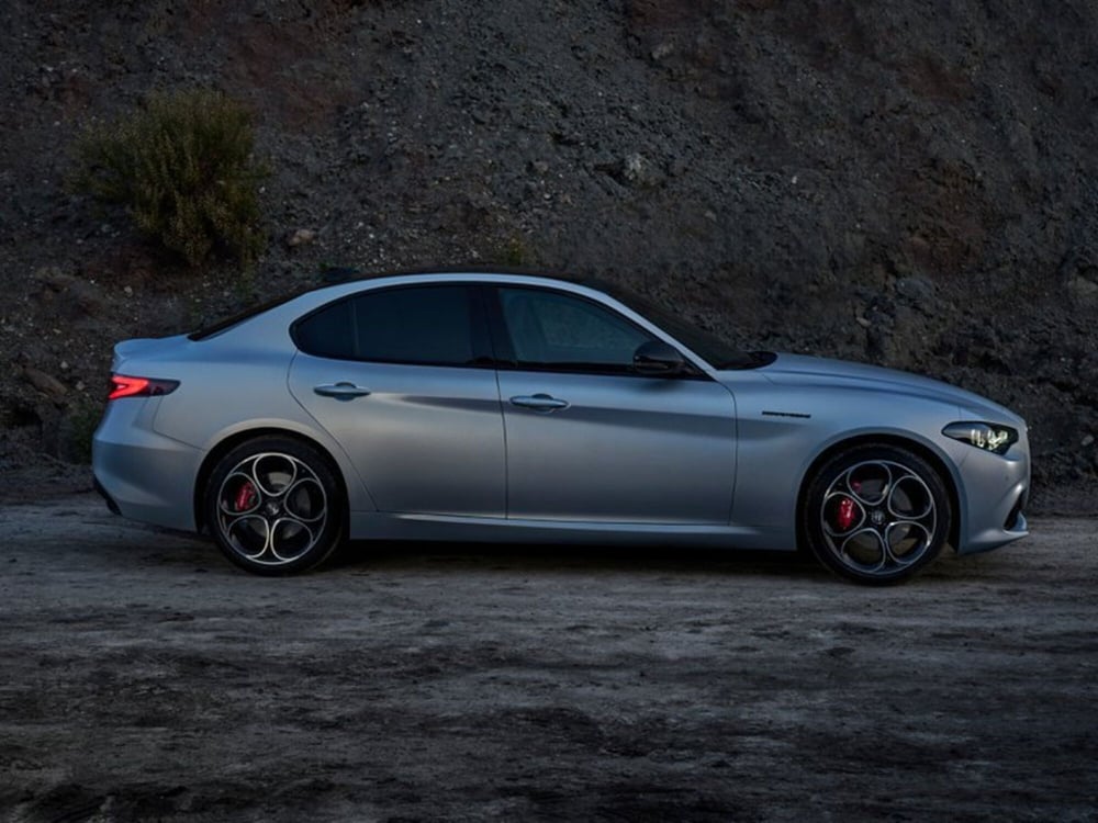 Alfa Romeo Giulia nuova a Bari (7)