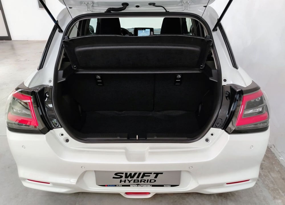 Suzuki Swift nuova a Rovigo (8)