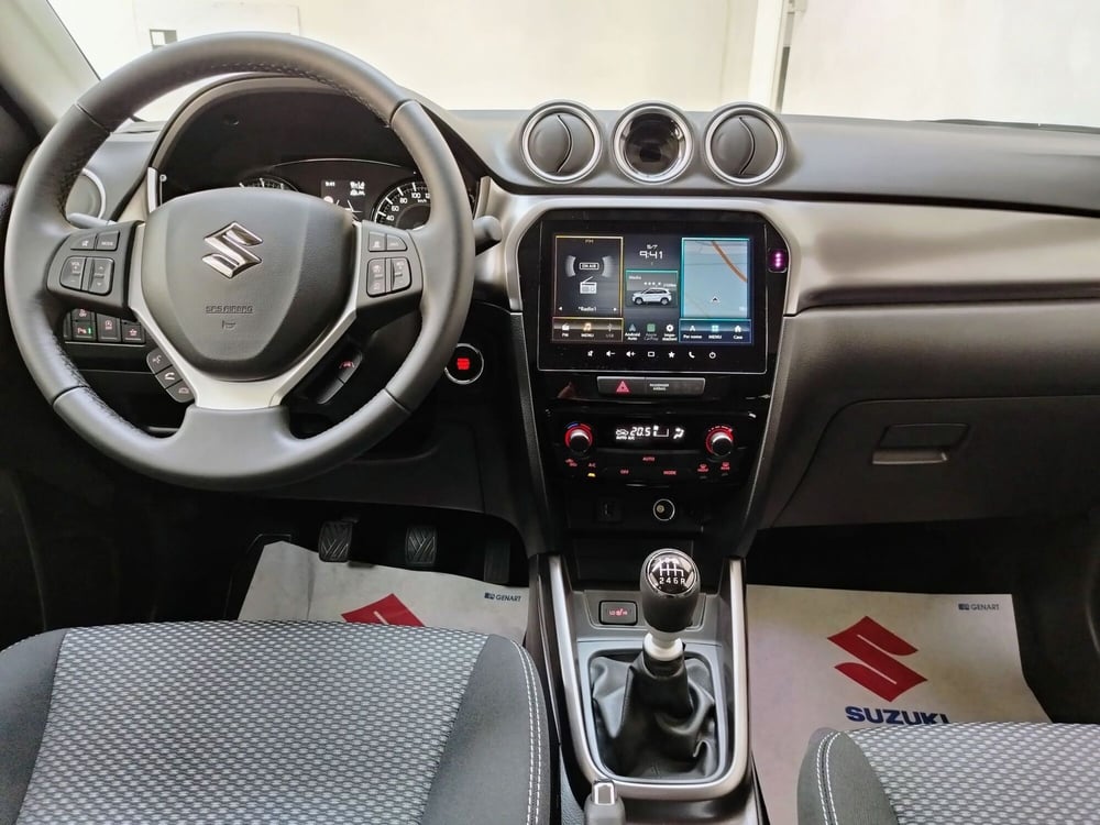 Suzuki Vitara nuova a Rovigo (7)