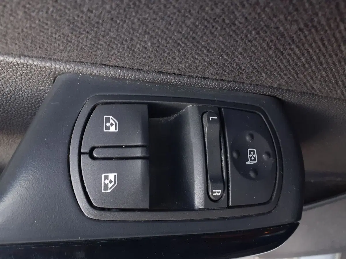 Opel Corsa usata a Modena (11)