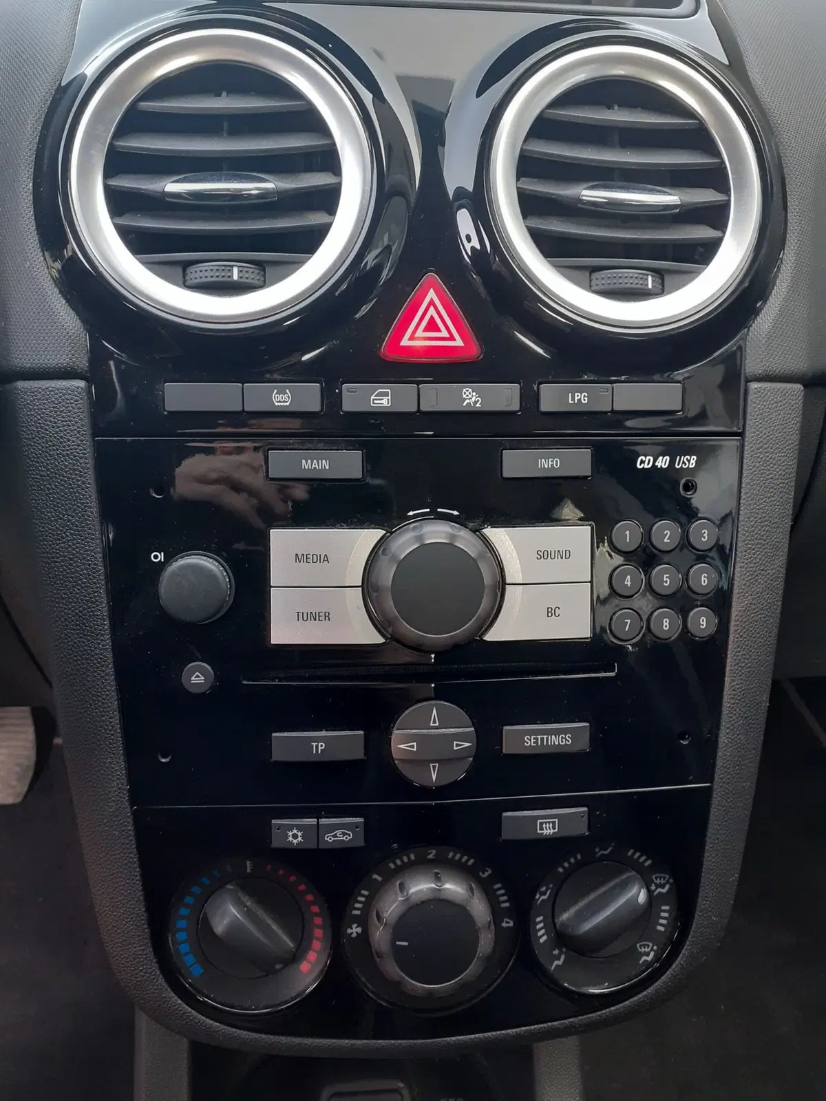 Opel Corsa usata a Modena (15)