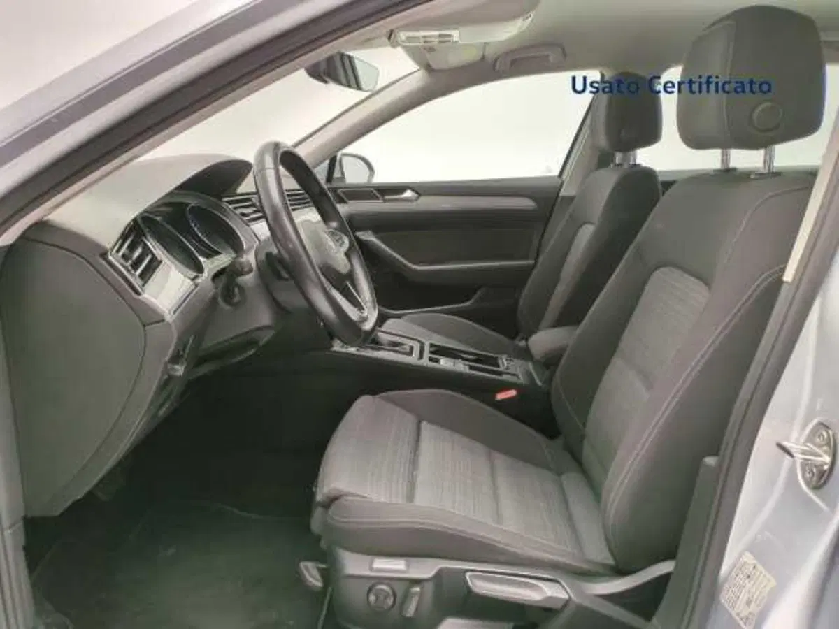 Volkswagen Passat Variant usata a Avellino (13)