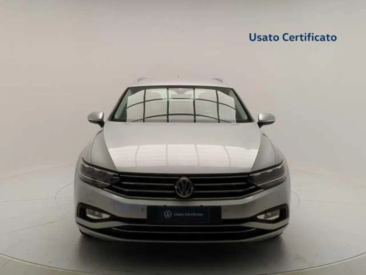 Volkswagen Passat Variant usata a Avellino (2)