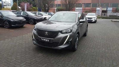 Peugeot 2008 PureTech 130 S&amp;S Active del 2021 usata a Legnano