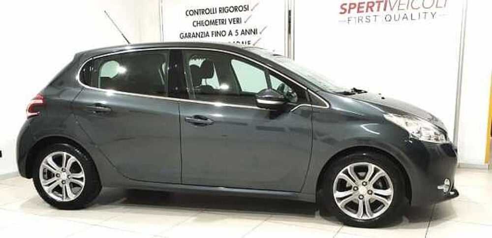 Peugeot 208 usata a Lecce (2)