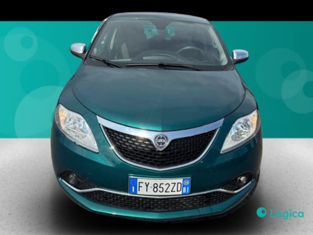 Lancia Ypsilon usata a Biella (2)