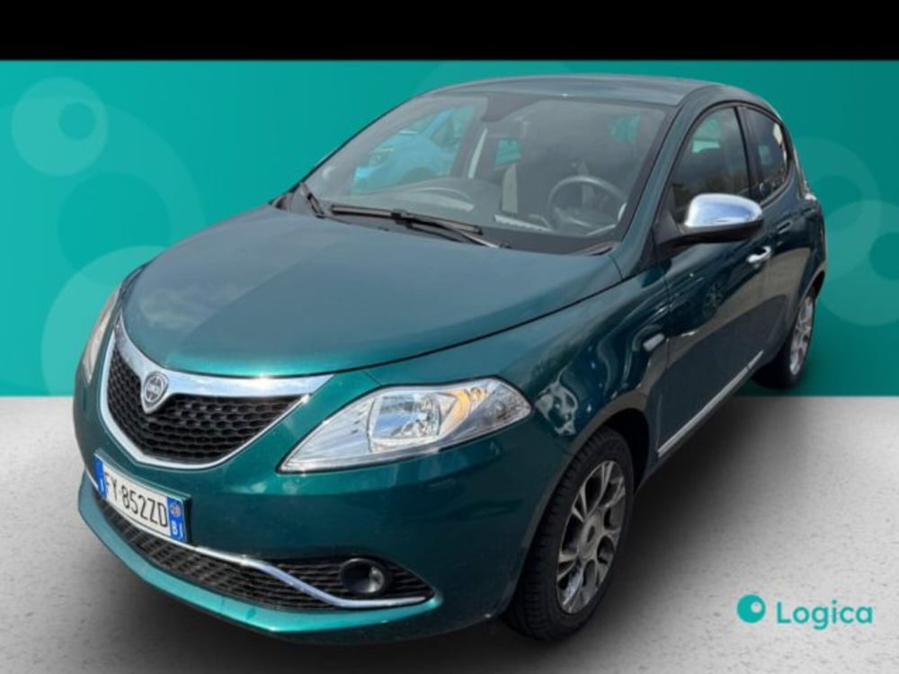 Lancia Ypsilon usata a Biella (5)