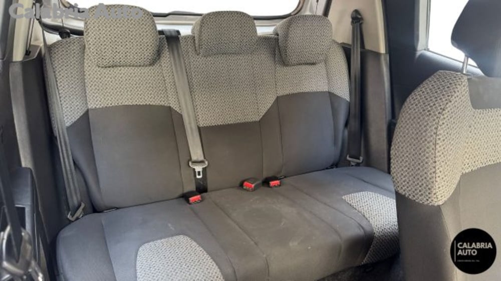 Mahindra KUV100 usata a Reggio Calabria (12)