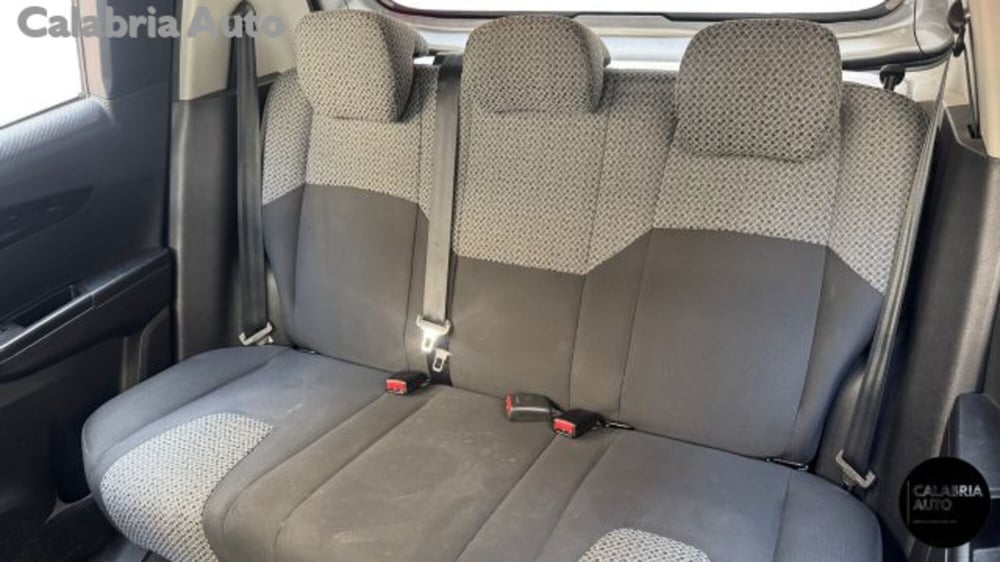 Mahindra KUV100 usata a Reggio Calabria (13)