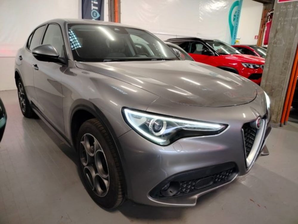 Alfa Romeo Stelvio usata a Forlì-Cesena (4)