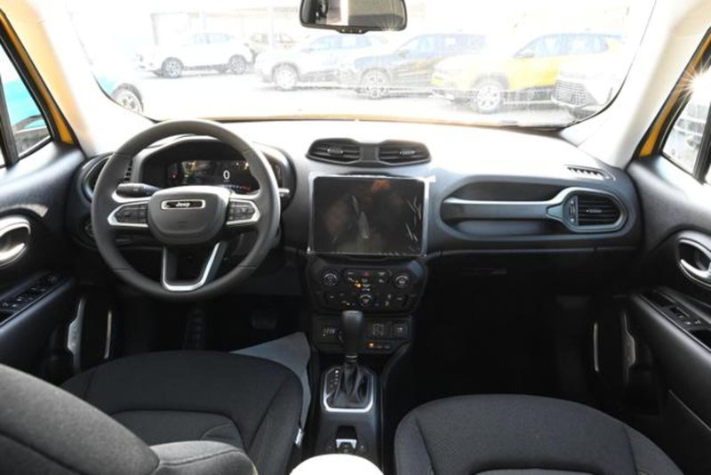 Jeep Renegade nuova a Torino (11)