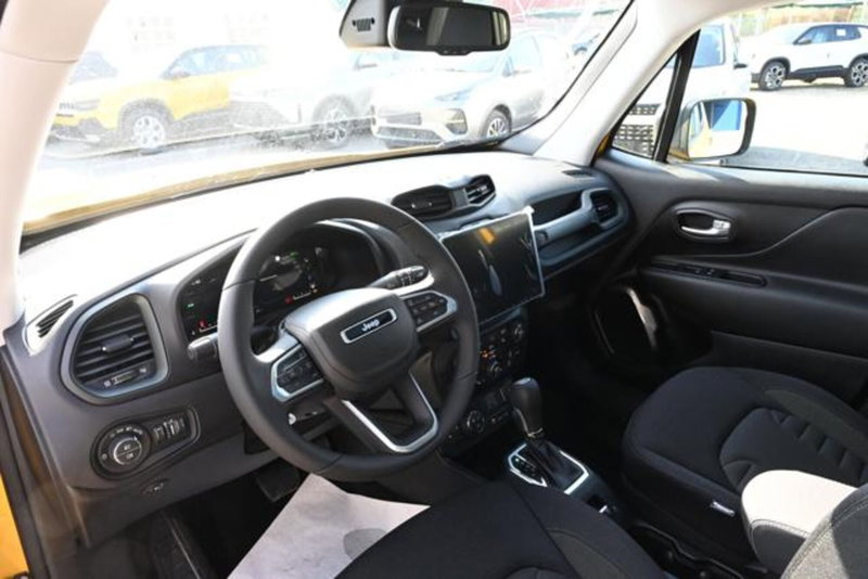Jeep Renegade nuova a Torino (12)