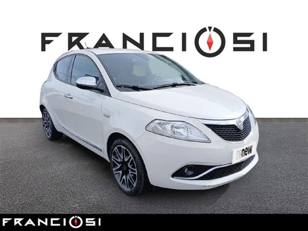 Lancia Ypsilon usata a Modena (2)