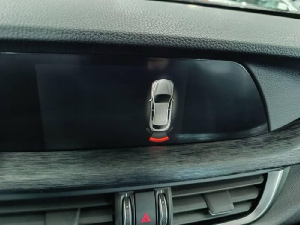 Alfa Romeo Stelvio usata a Catania (15)