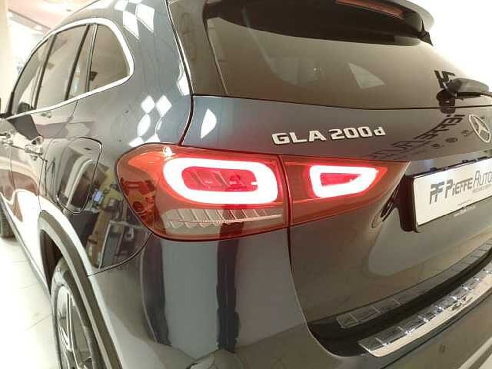 Mercedes-Benz GLA SUV usata a Teramo (9)