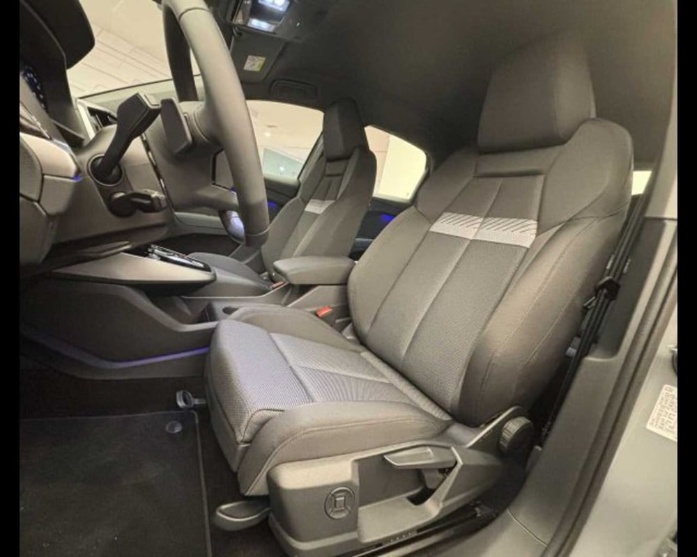 Audi Q4 Sportback nuova a Bologna (11)