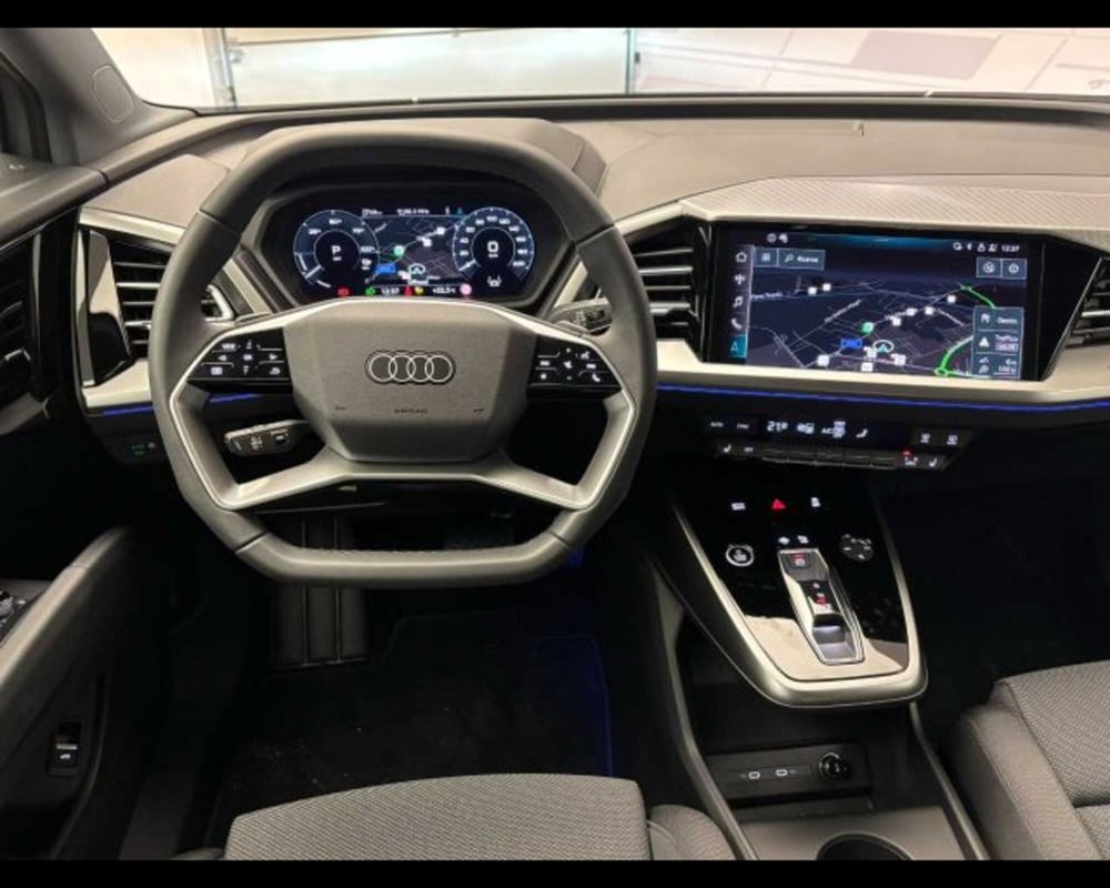 Audi Q4 Sportback nuova a Bologna (12)