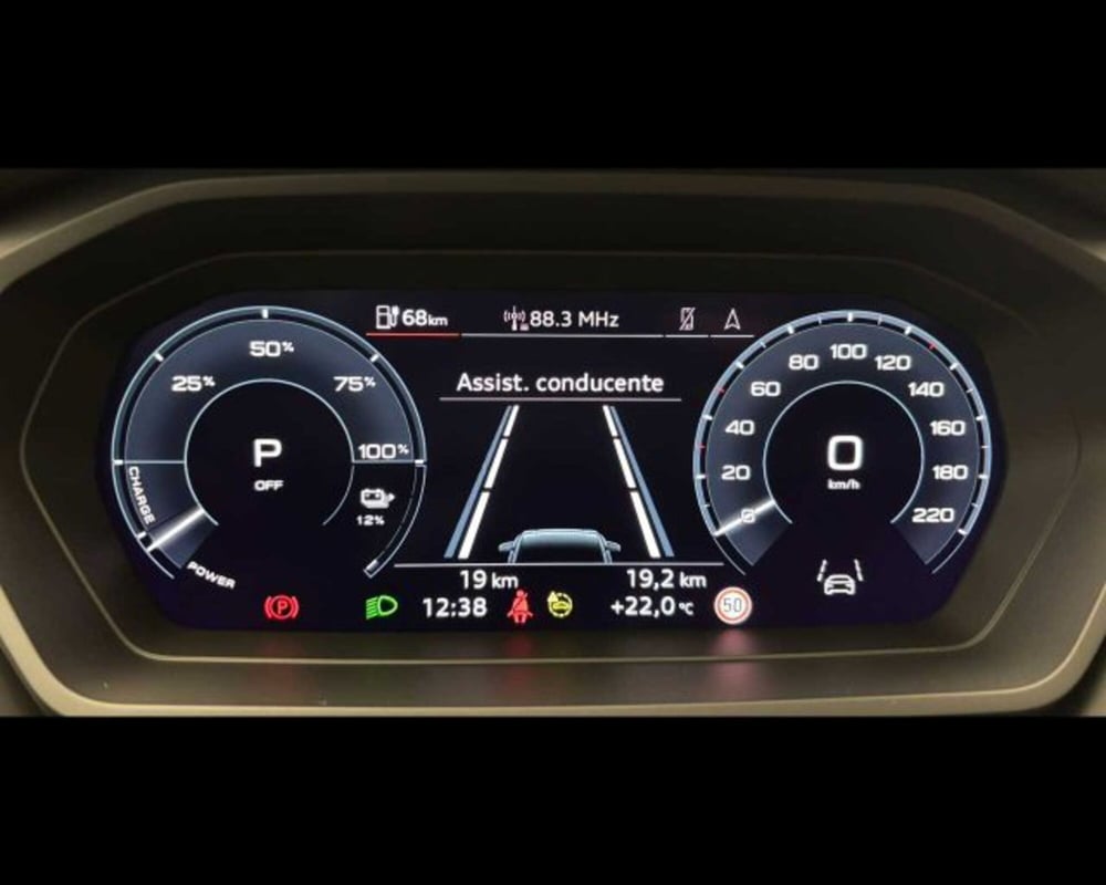 Audi Q4 Sportback nuova a Bologna (15)