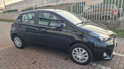 Toyota Yaris 1.0 5 porte Active  del 2015 usata a Vignate