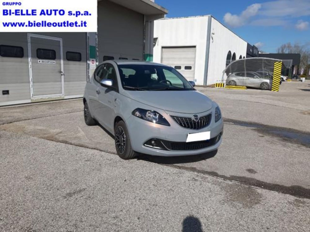 Lancia Ypsilon usata a Padova