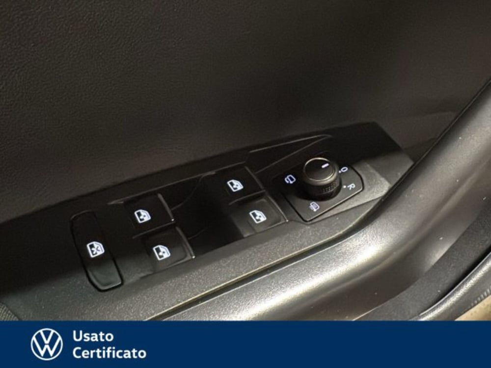 Volkswagen Taigo usata a Vicenza (16)