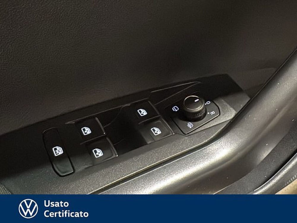 Volkswagen Taigo usata a Vicenza (16)