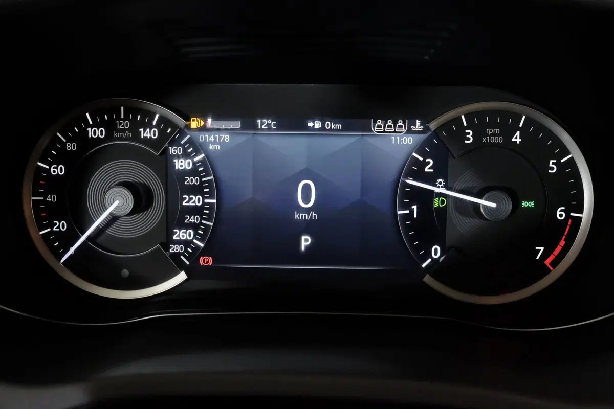 Jaguar E-Pace usata a Torino (10)