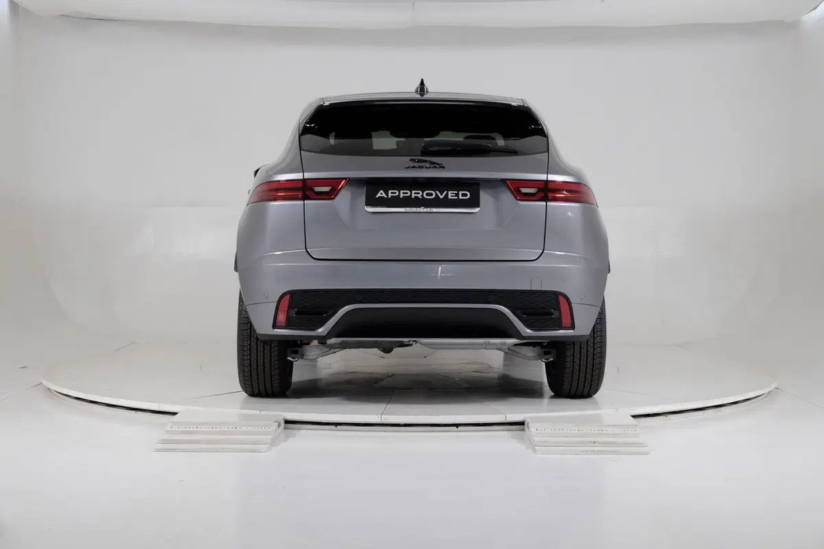 Jaguar E-Pace usata a Torino (7)