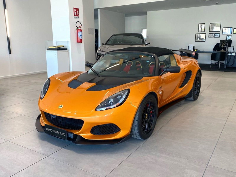 Lotus Elise usata a Bari