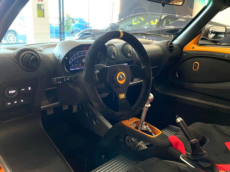 Lotus Elise usata a Bari (11)