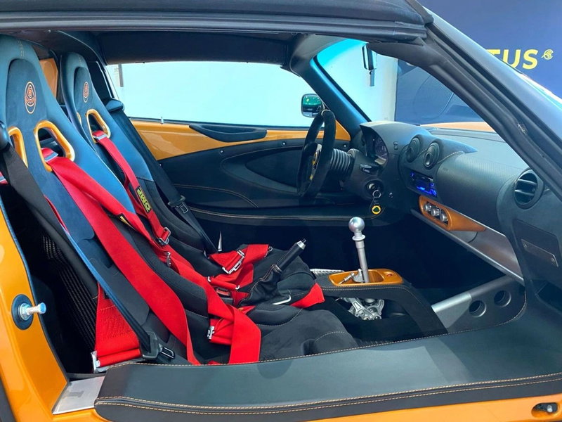 Lotus Elise usata a Bari (12)