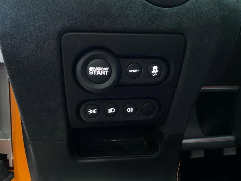 Lotus Elise usata a Bari (18)