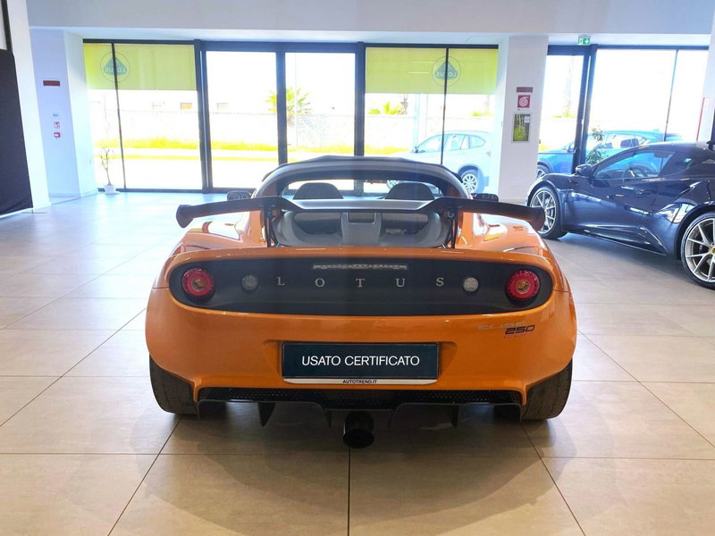 Lotus Elise usata a Bari (4)