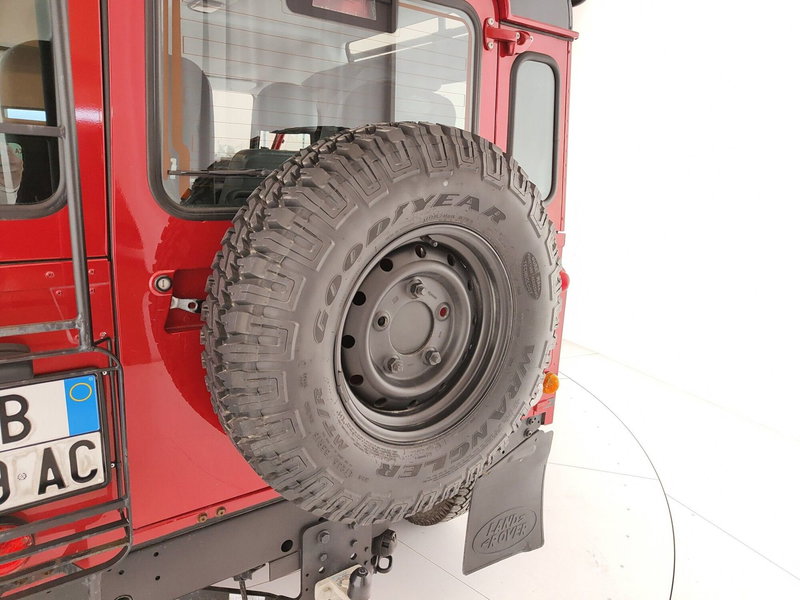 Land Rover Defender usata a Caserta (12)