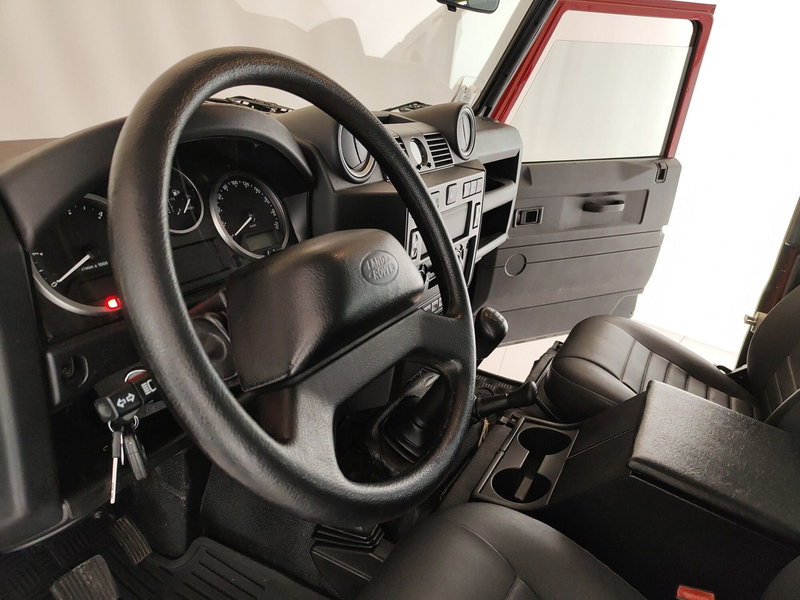 Land Rover Defender usata a Caserta (15)