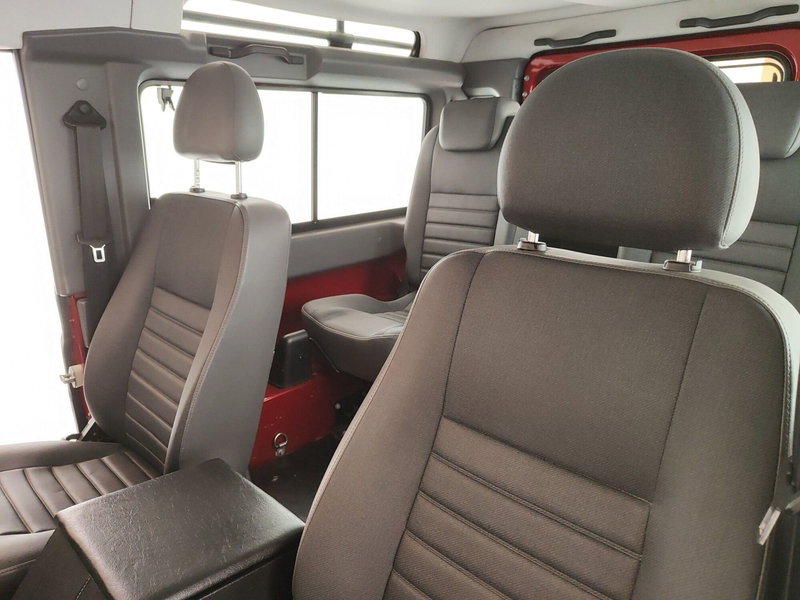 Land Rover Defender usata a Caserta (19)