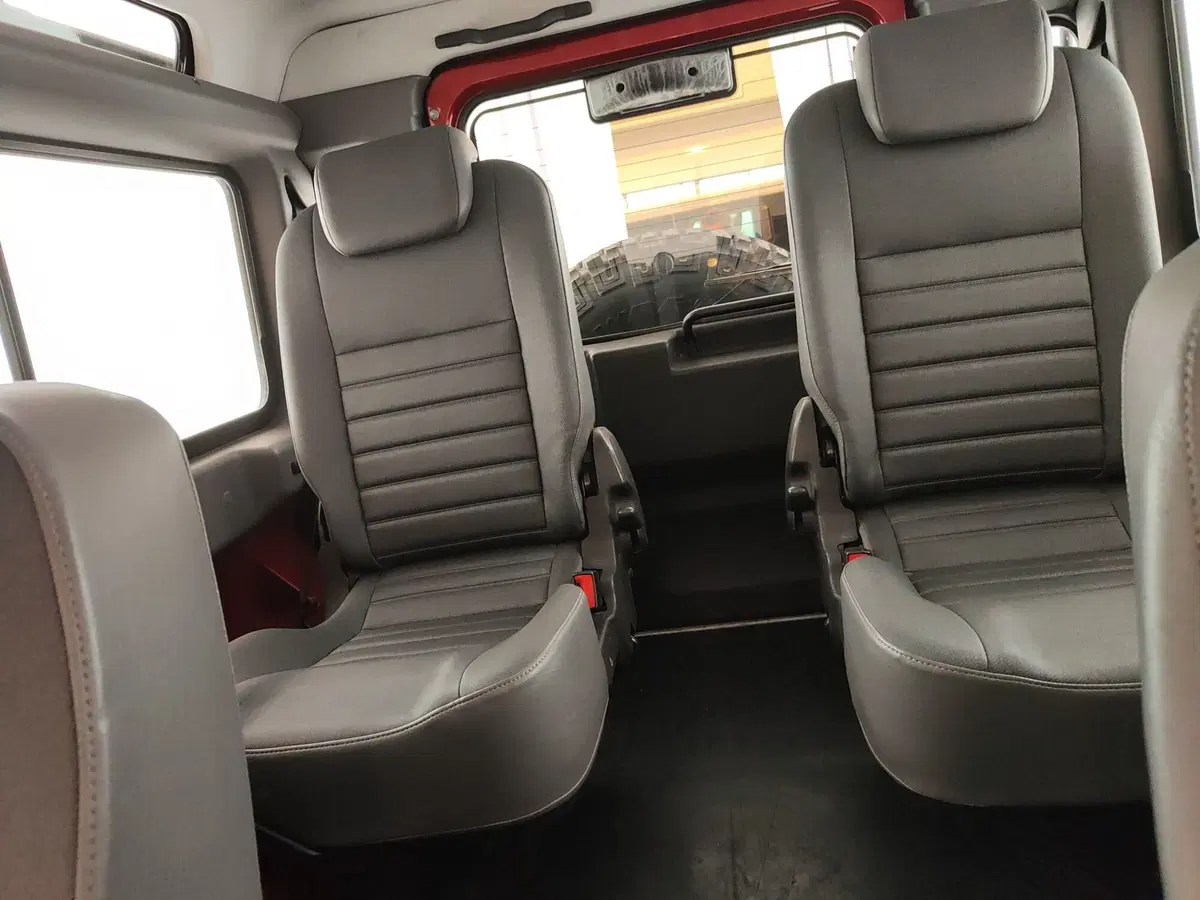 Land Rover Defender usata a Caserta (20)