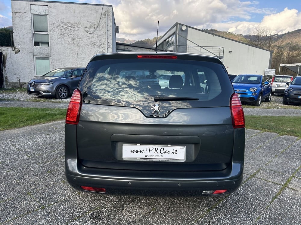 Peugeot 5008 usata a La Spezia (6)