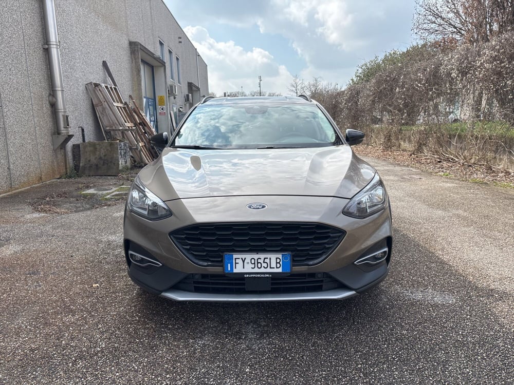 Ford Focus Station Wagon nuova a Pordenone (8)