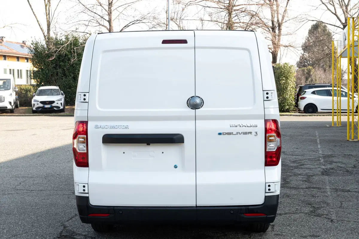 Maxus eDeliver3 nuova a Torino (5)