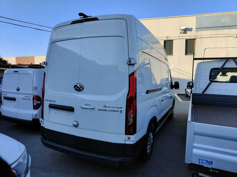 Maxus eDeliver9 Furgone nuova a Torino (4)